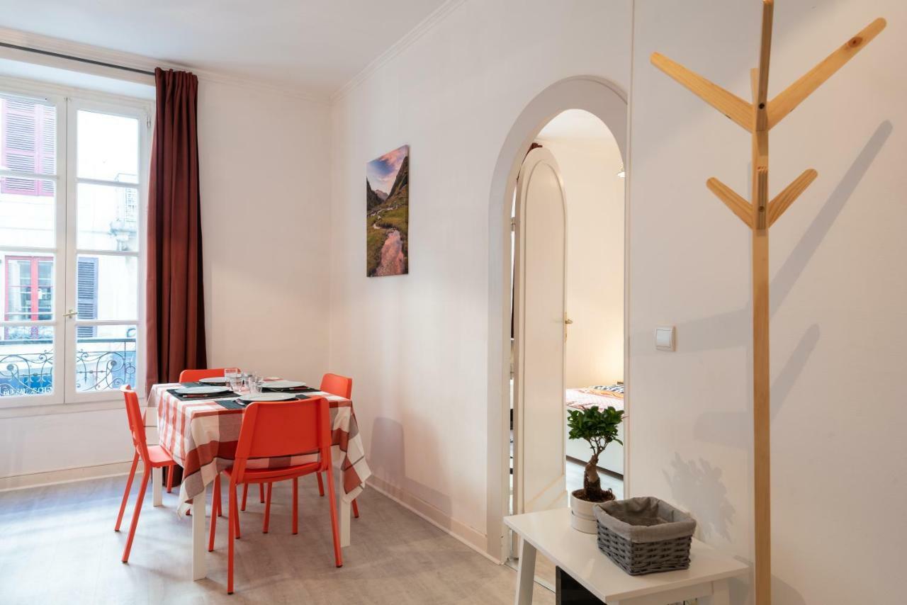 Appartement Coeur De Ville - Wifi - Lave-Seche Linge Pau Eksteriør billede