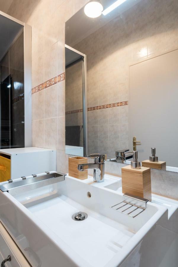 Appartement Coeur De Ville - Wifi - Lave-Seche Linge Pau Eksteriør billede